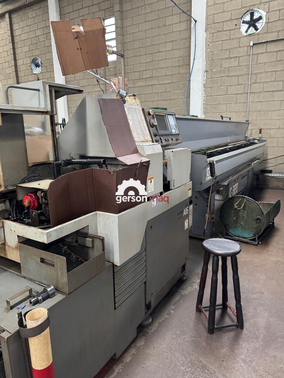 TORNO CNC CABECOTE MOVEL CITIZEN A16 - ALIMENTADOR DE BARRAS